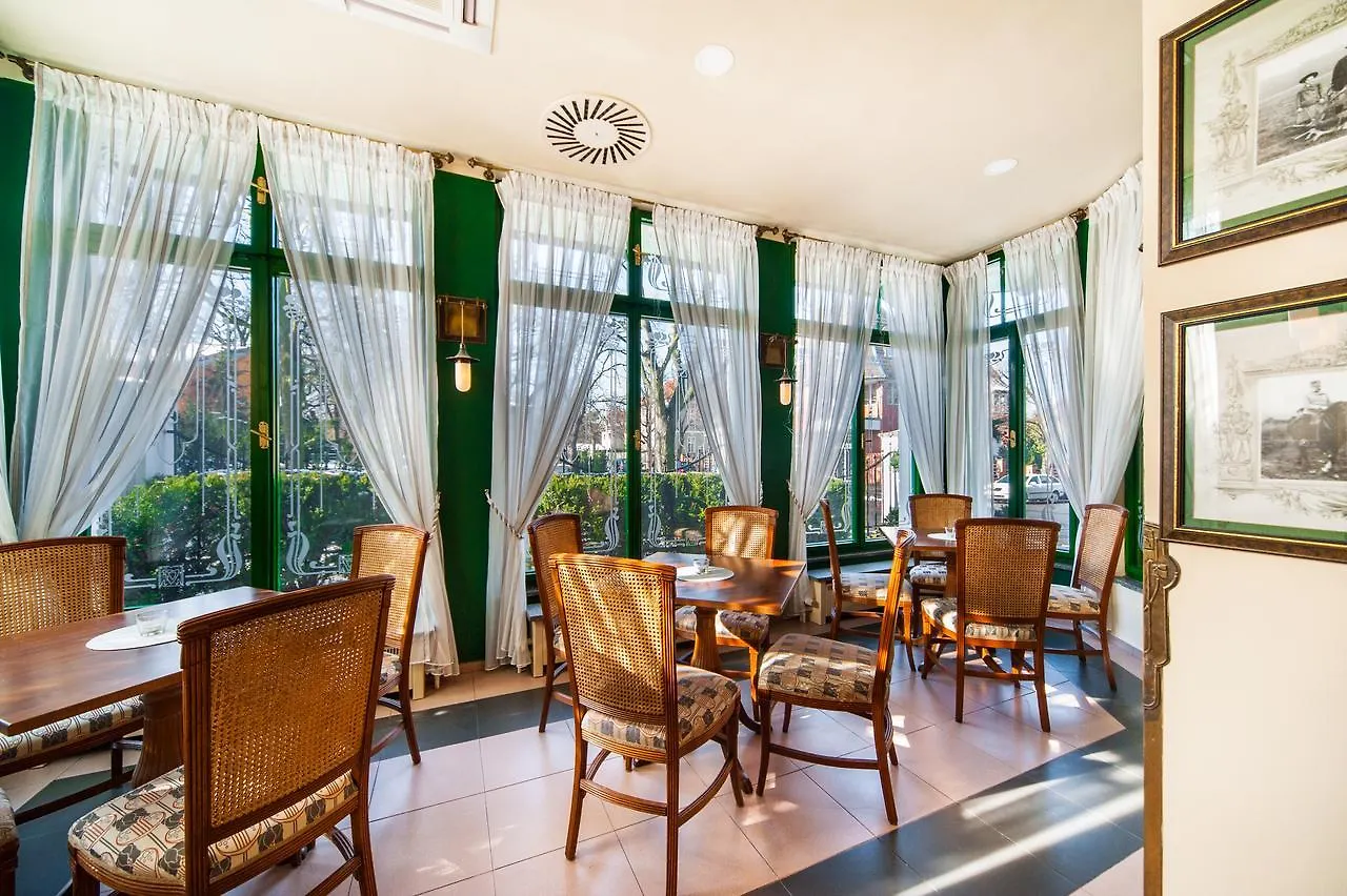 Villa Voyta Praga Hotel